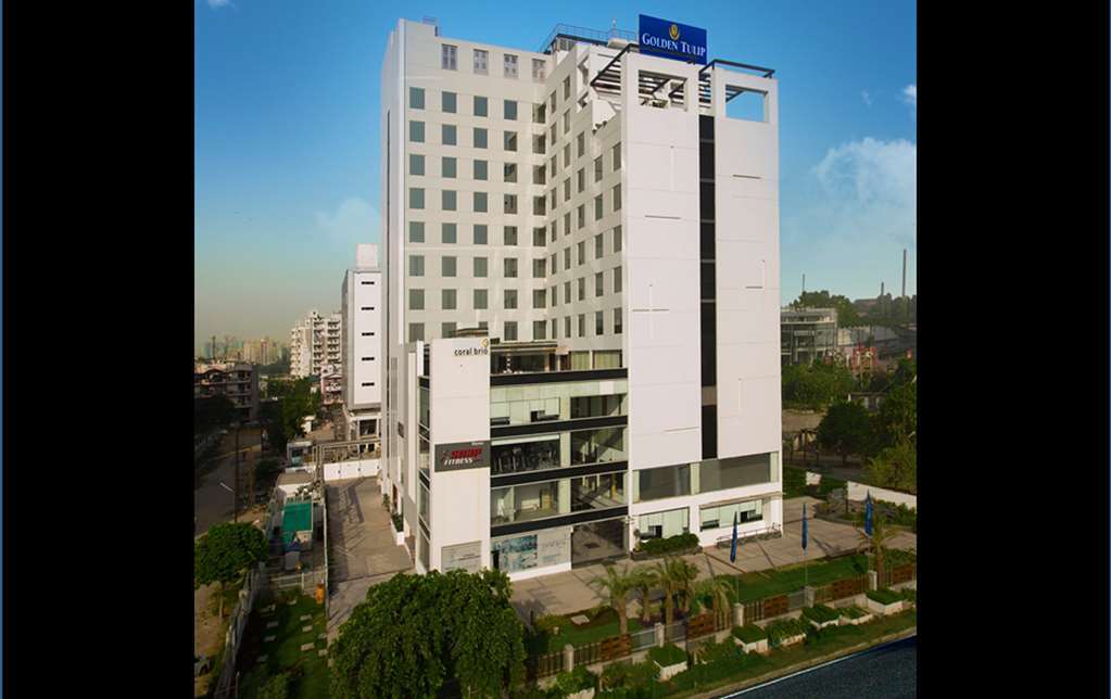 Ramada By Wyndham Ghaziabad Vasundhara Hotell Exteriör bild